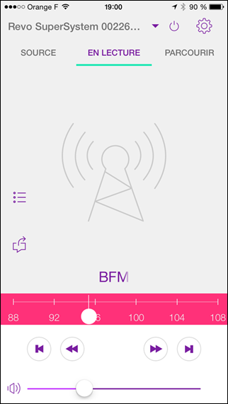 Commande du tuner radio analogique par l'application sur l'iPhone