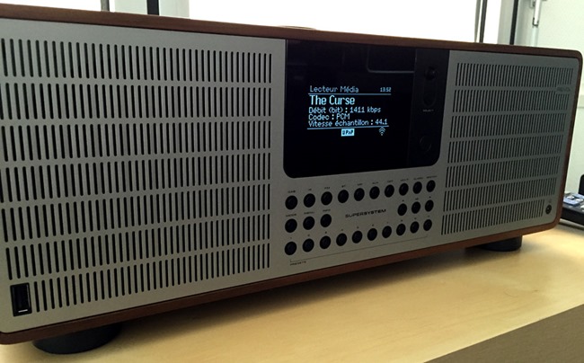 Test du Revo SuperSystem, une mini-chaine HiFi connectée : WiFi, UPnP, Bluetooth et multiroom audio