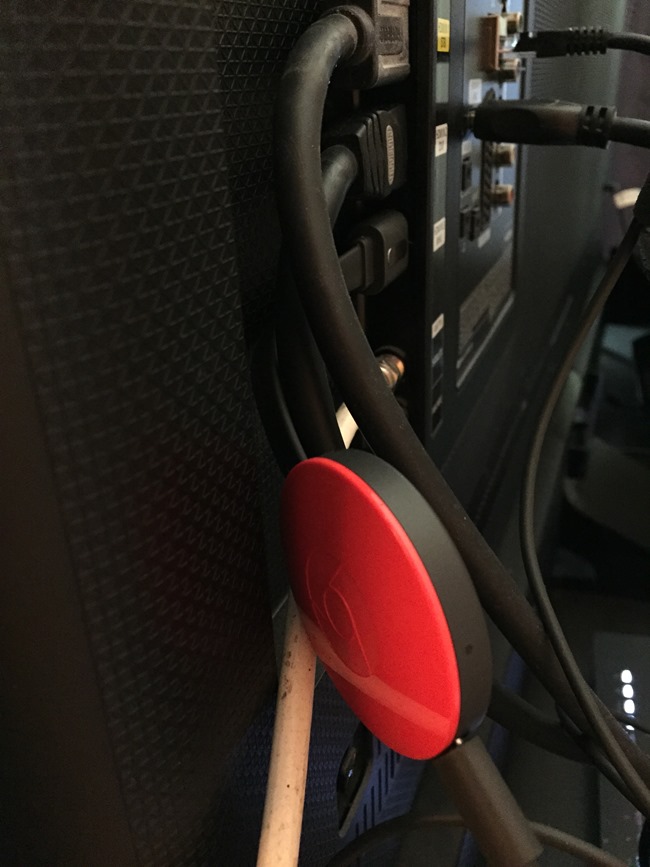 Le branchement de Chromecast en HDMI sur un téléviseur