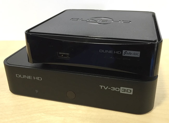 Comparaison des deux boitiers : le Dune HD 303D et le Dune HD Solo 4K