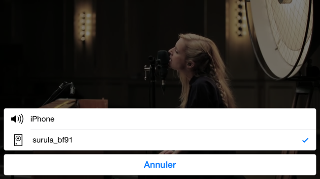 Choisir la sortie son : l'haut-parleur de l'iPhone l'enceinte Sonos PLAY via AirPlay