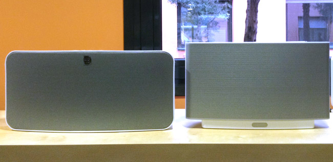 Comparatif Sonos Play 5 et Bluesound Node