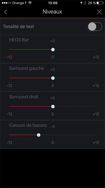 Application HEOS : réglage du niveau sonore de chaque enceinte : la barre de son et les HP surrounds Réglage des niveaux sonores de chaque enceinte du système Home Cinéma