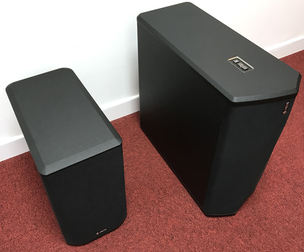 Un volume bien plus important pour le HEOS Subwoofer de Denon Comparaison entre les deux caissons de basses sans fil de la gamme Denon HEOS home cinéma et multiroom wifi