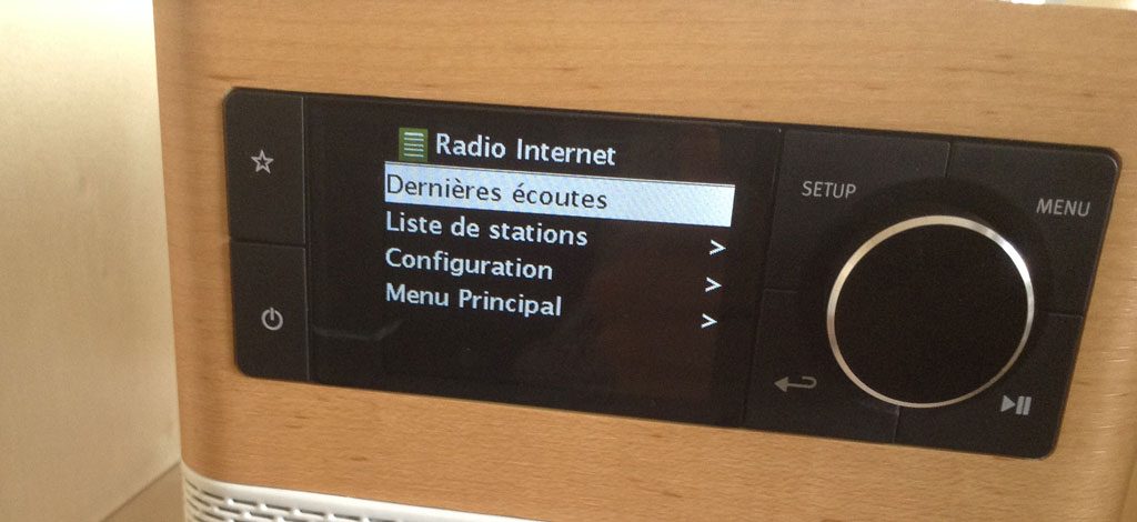 Navigation dans le menu des radio Internet