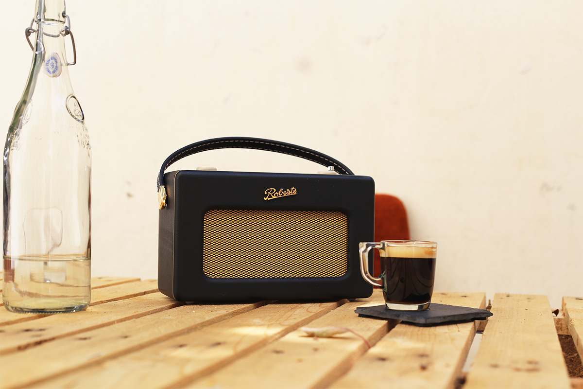 Roberts iStream 3 : le poste de radio numérique et connecté WiFi, DAB+, Bluetooth et service de streaming musical Roberts iStream 3 : le poste de radio numérique et connecté WiFi, DAB+, Bluetooth et service de streaming musical