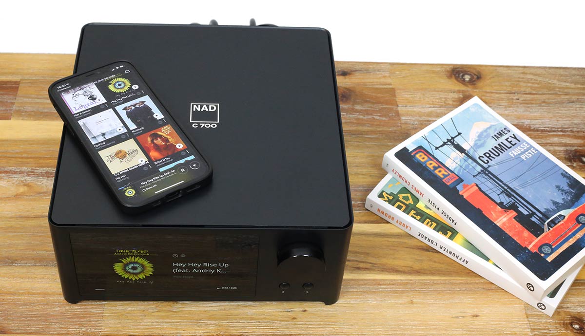 NAD C700 un ampli très compact avec toutes les fonctions connectés : lecteur réseau et DAC 24 bits / 192 kHz NAD C700 un ampli très compact avec toutes les fonctions connectés : lecteur réseau et DAC 24 bits / 192 kHz