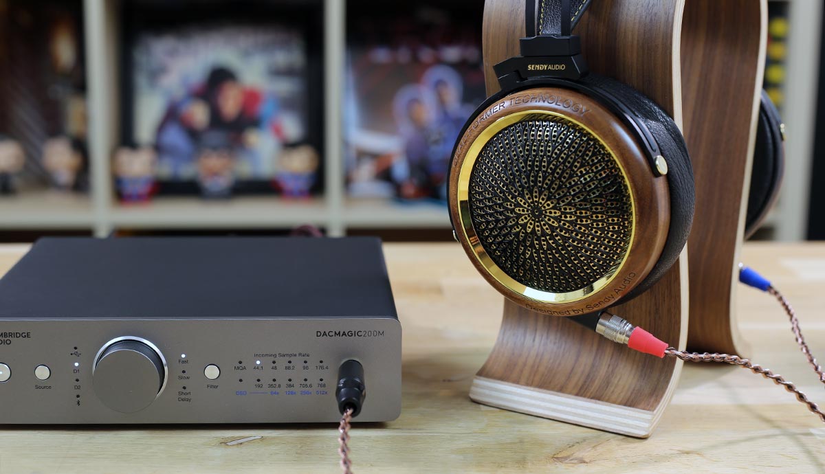 Le DAC Magic 200M intègre un ampli casque en classe AB
