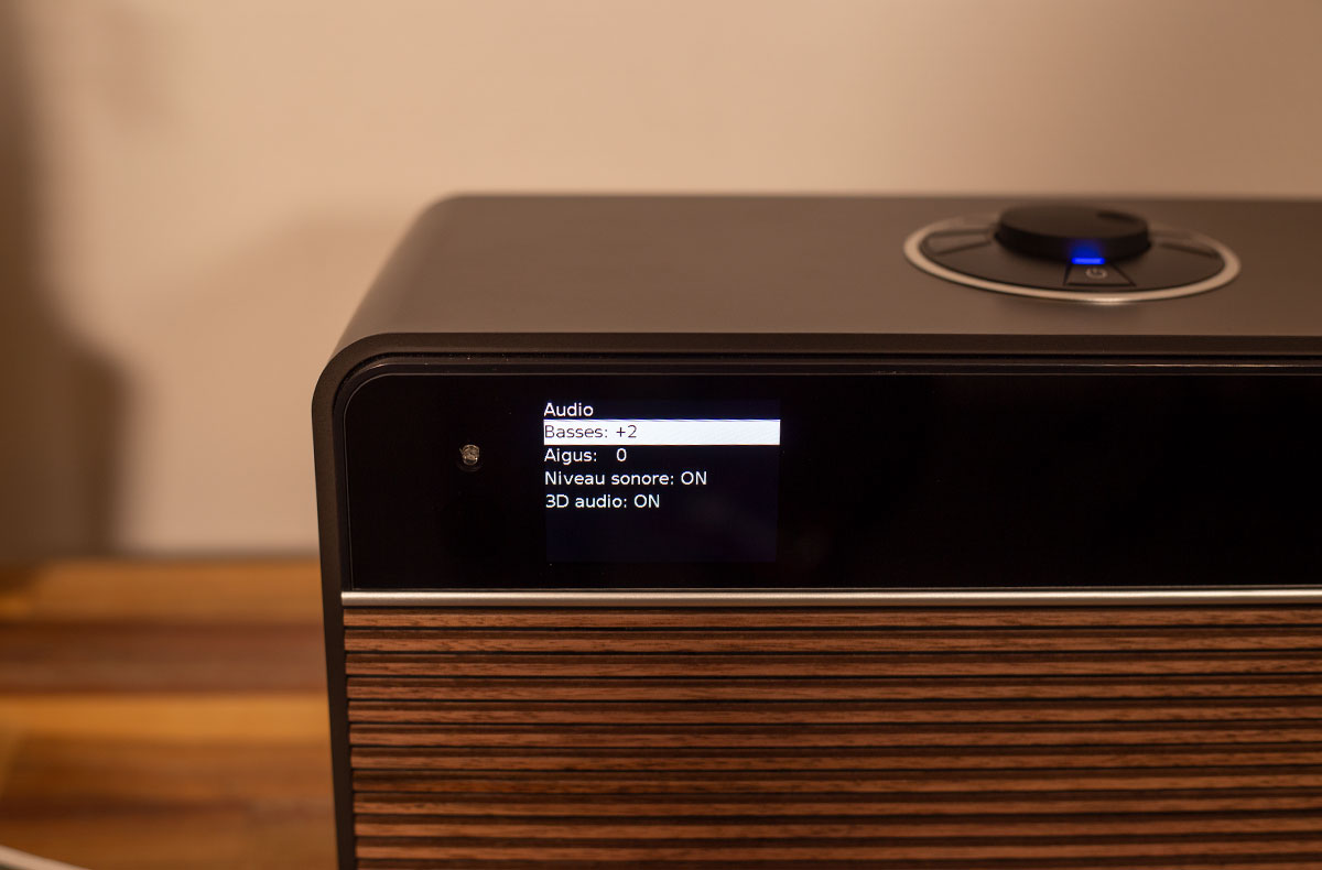 Personnalisez votre écoute avec la Ruark R2MK4 grâce à l'égaliseur