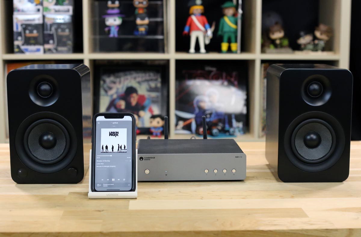 Associez les YU4 à un lecteur réseau HiFi pour profiter de vos musiques numériques en haute qualité Associez les YU4 à un lecteur réseau HiFi pour profiter de vos musiques numériques en haute qualité