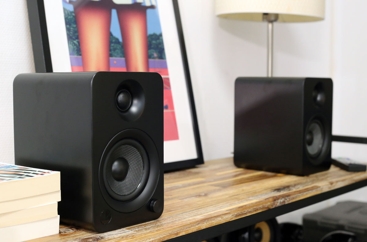 Les YU4 sont des enceintes puissantes de 2 x 35 Watts Les YU4 sont des enceintes puissantes de 2 x 35 Watts