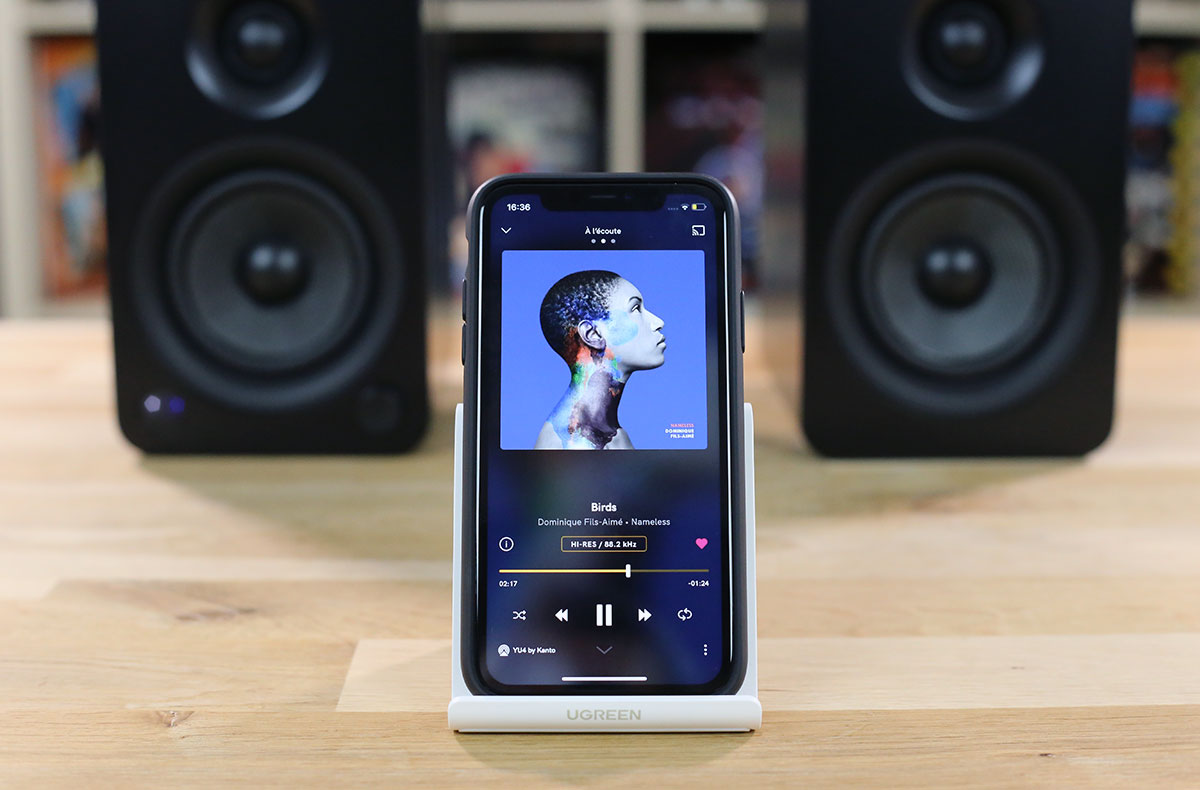 Le récepteur Bluetooth aptX des YU4 vous permet de diffuser rapidement vos musiques sans fil Le récepteur Bluetooth aptX des YU4 vous permet de diffuser rapidement vos musiques sans fil