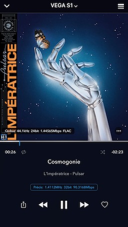 En cours de lecture, la qualité du flux audio est affichée