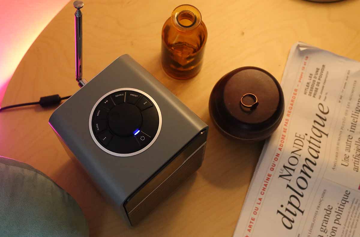 radio-réveil connecté