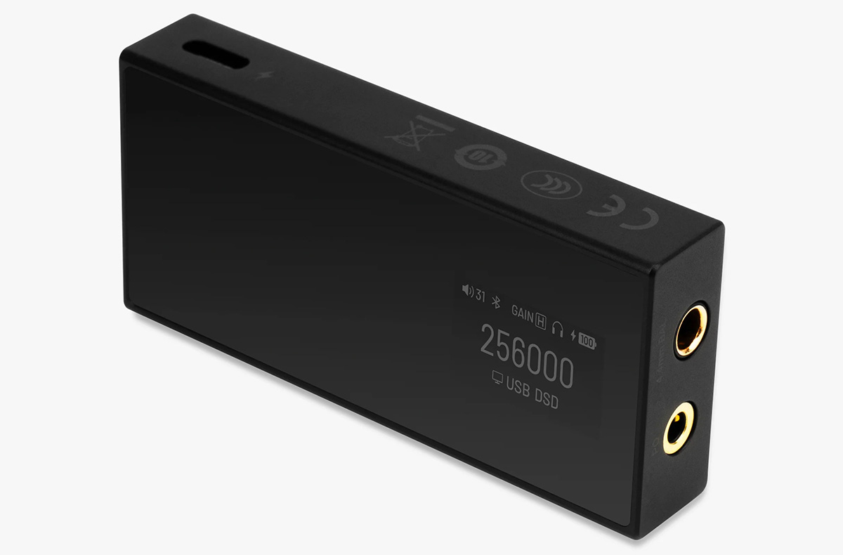 Un écran OLED clair pour un contrôle facile et une navigation intuitive. Un écran OLED clair pour un contrôle facile et une navigation intuitive.