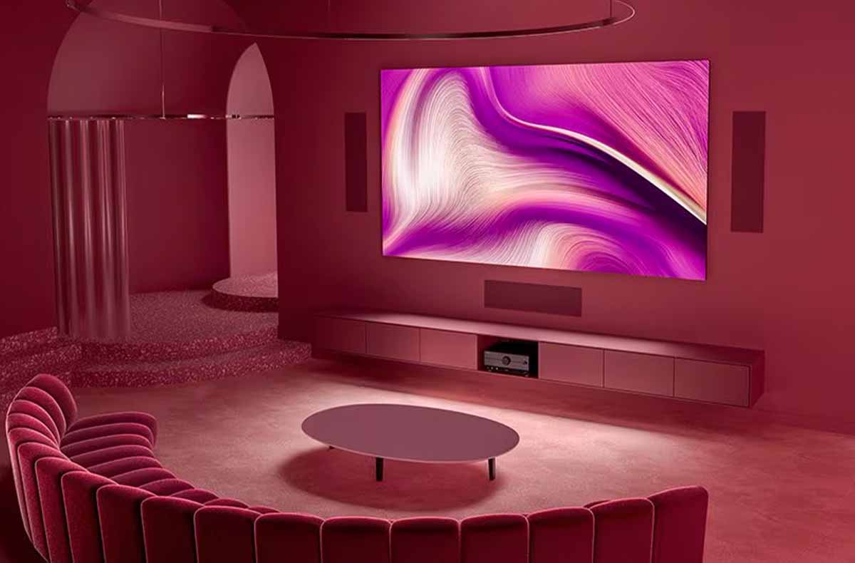 Compatible 8K et 4K/120Hz, le Yamaha Aventage RX-A4A sublime l’image sans la dénaturer.