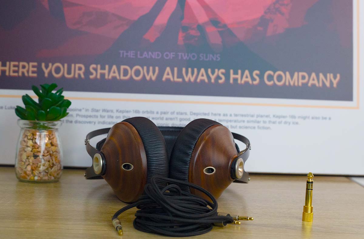 Aussi raffiné que ses petits frères, Meze Classics est un casque HiFI fermé référent pour l'écoute au casque.