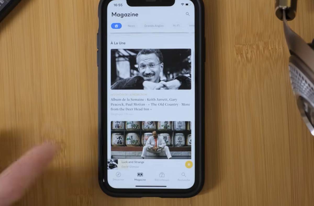 Interface Qobuz « Magazine » intégrée à l’app : critiques, focus artistes, actualité musicale.