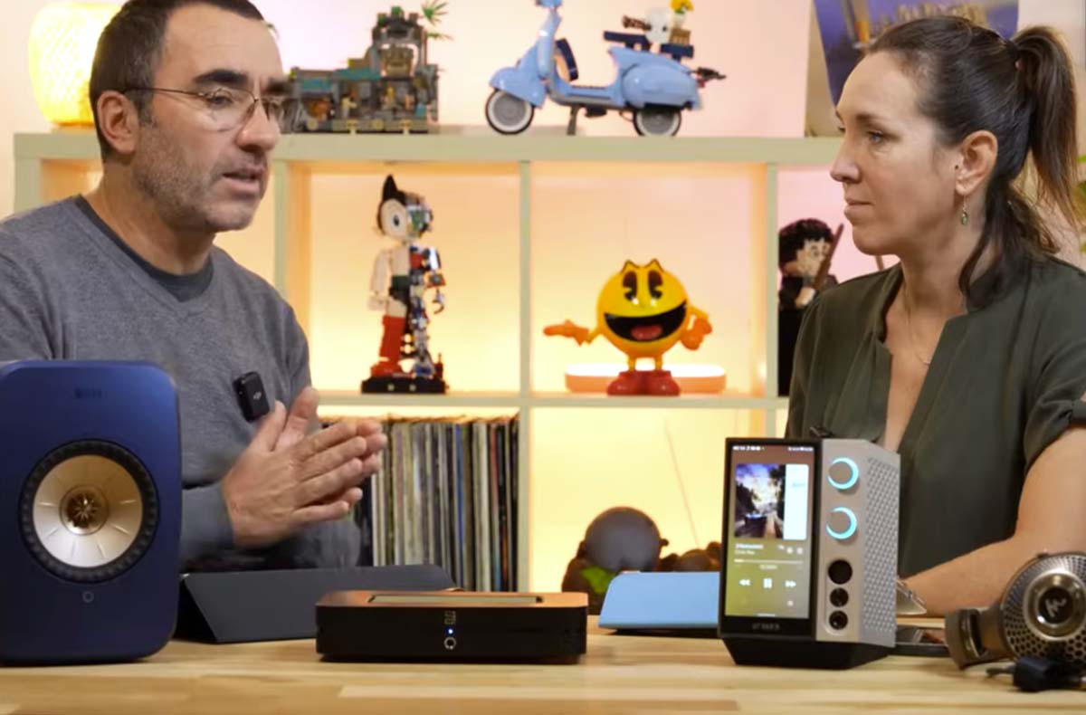 Échange comparatif sur les services de streaming musical HD par Eric et Mélanie. Échange comparatif sur les services de streaming musical HD par Eric et Mélanie.